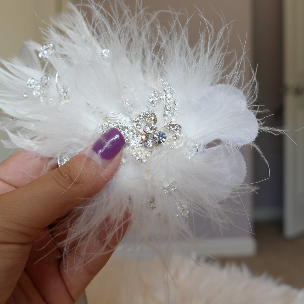 En Vogue floral beaded bridal hair piece